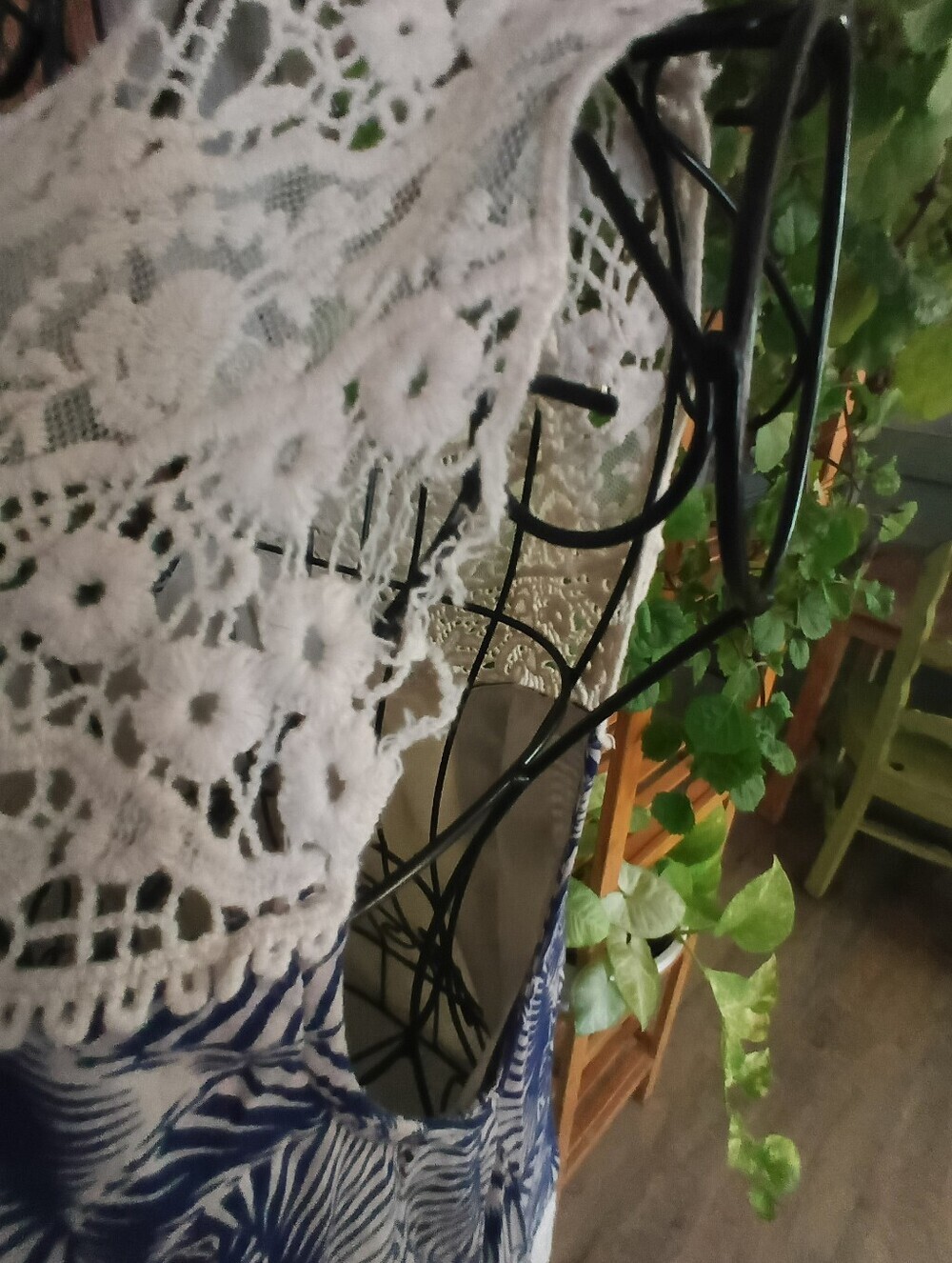 Lace-Panel White and Blue Summer Dress - Picture 8 of 9